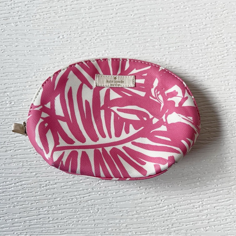 Kate Spade Grant Street Keri Domed Cosmetic Case Bag Pink White Tropical Floral